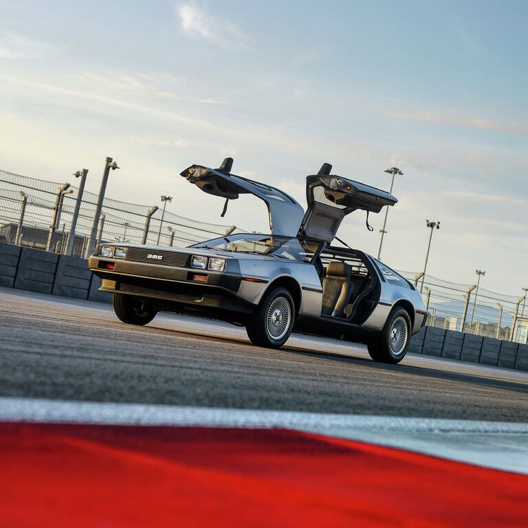 Автомобиль DeLorean на Сочи Автодроме