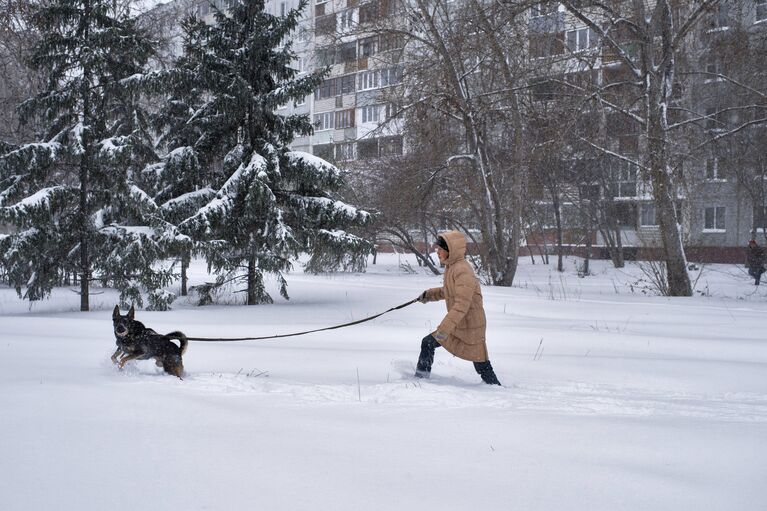 Заснеженные улицы города Омска