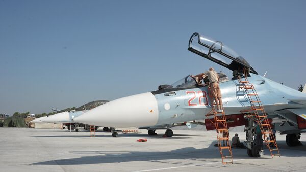 СУ-30СМ готовятся к вылету с авиабазы Хмеймим (Латакия), Сирия