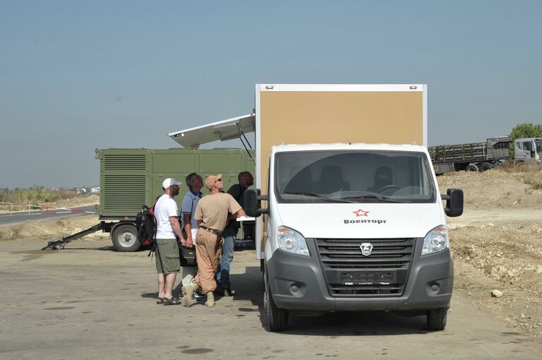 Лавка Военторга на авиабазе Хмеймим (Латакия), Сирия