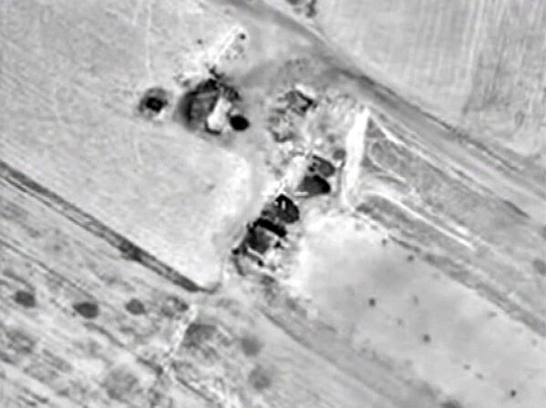 Самолеты российских Воздушно-космических сил нанесли точечные удары по базе приема и подготовки боевиков в провинции Дамас