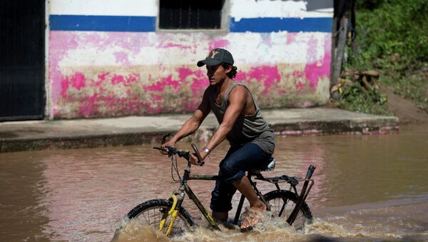 Последствия тропического шторма в Мексике. Архивное фото