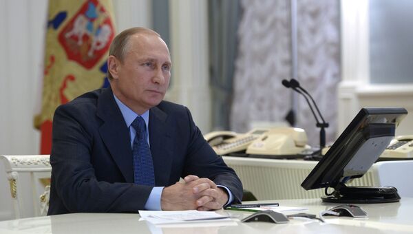Президент РФ Владимир Путин в Кремле во время церемонии, на которой в режиме телемоста дал старт строительству трубопровода Ухта - Торжок - 2