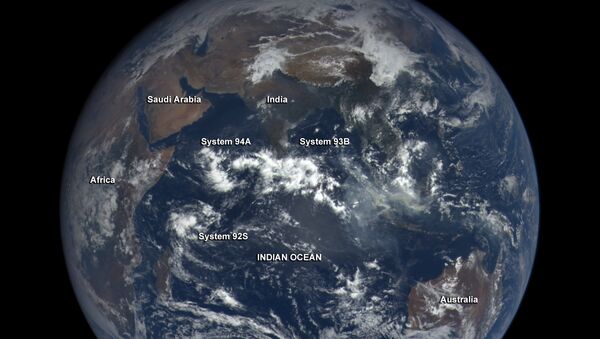 Снимок Земли, сделанный при помощи DSCOVR