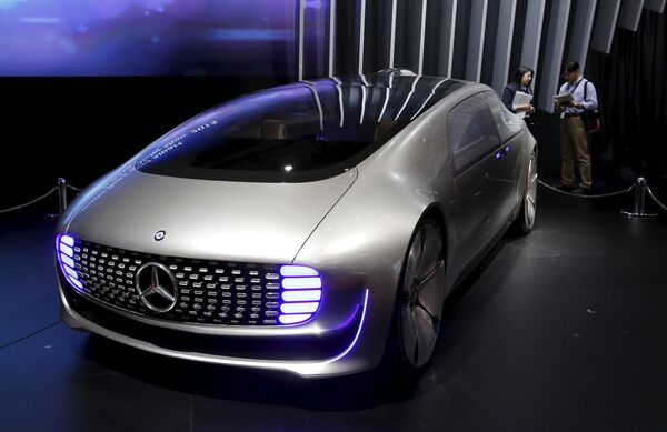Mercedes-Benz F 015 Luxury in Motion на 44-м автосалоне Tokyo Motor Show 2015 в Токио, Япония