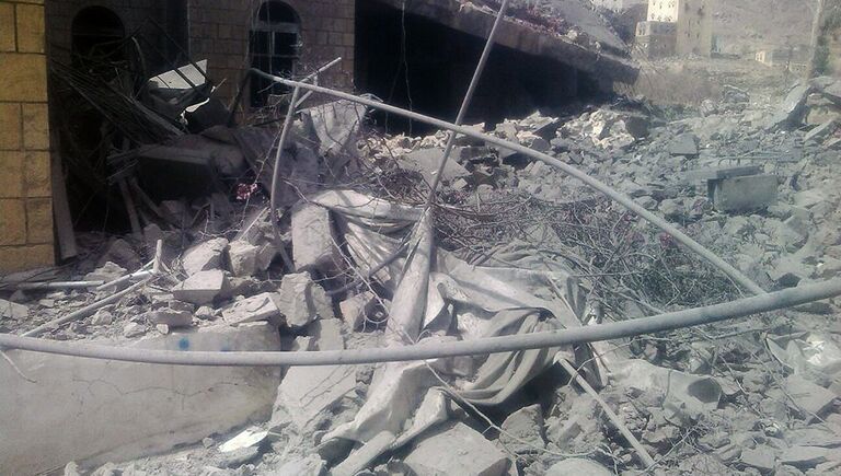 Последствия авиаудара по госпиталю в провинции Саада, Йемен