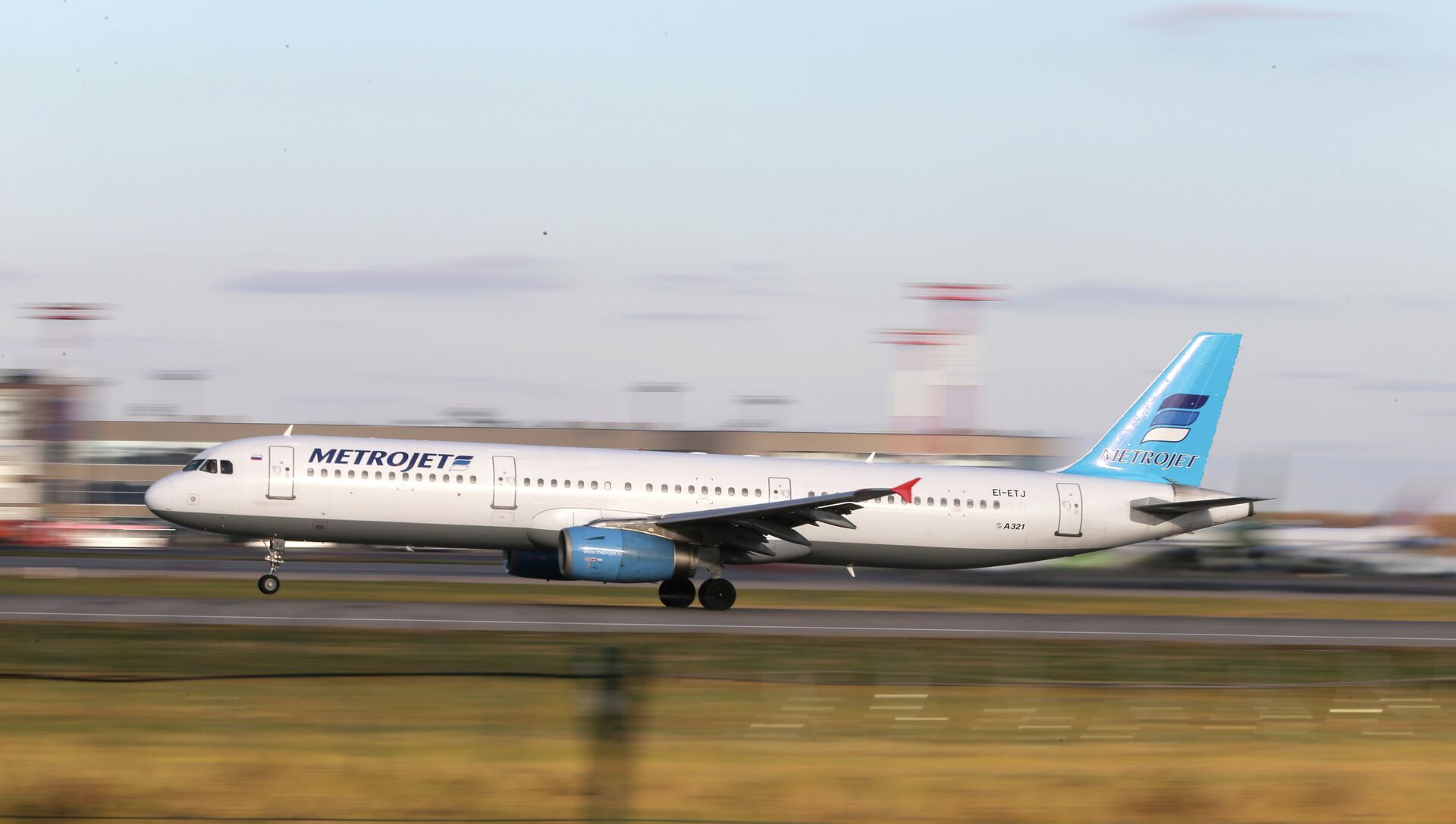 A321-100/200. Аэробус а321 аэрофлот. Airbus a321-231. А 321 фото. Боинг 321.