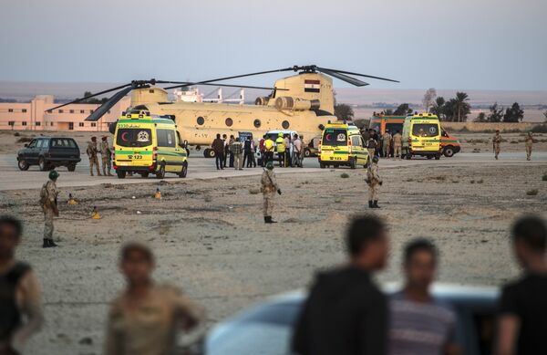 Военная авиабаза, откуда тела жертв крушения российского самолета будут доставлены в Каир, Египет. 31 октября 2015