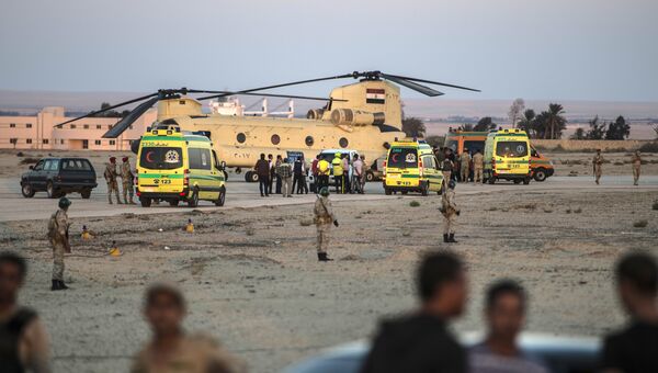 Военная авиабаза, откуда тела жертв крушения российского самолета будут доставлены в Каир, Египет. 31 октября 2015