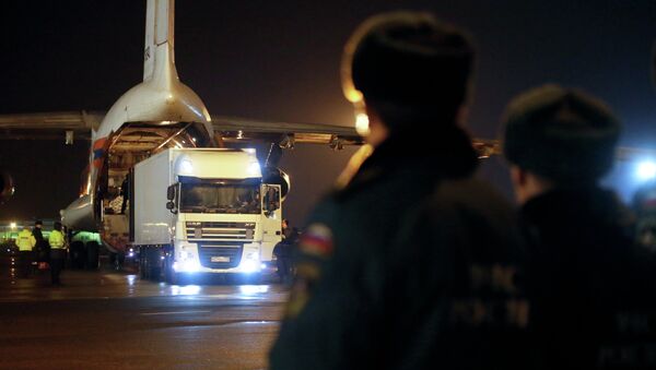 Борт МЧС России доставил в Санкт-Петербург тела жертв крушения Airbus A321. 2 ноября 2015
