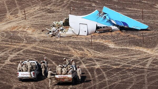 Обломки самолета Airbus A321 авиакомпании Когалымавиа. Архивное фото