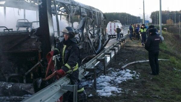 Рейсовый автобус, сгоревший на 38-м километре Ярославского шоссе, в районе поселка Костино