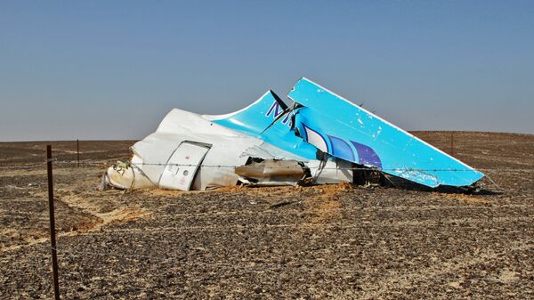 Обломки самолета Airbus A321 авиакомпании Когалымавиа в Египте. Архивное фото.