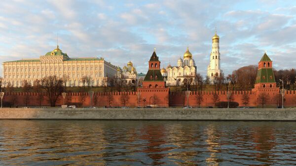 Вид на Московский кремль с Софийской набережной. Архивное фото