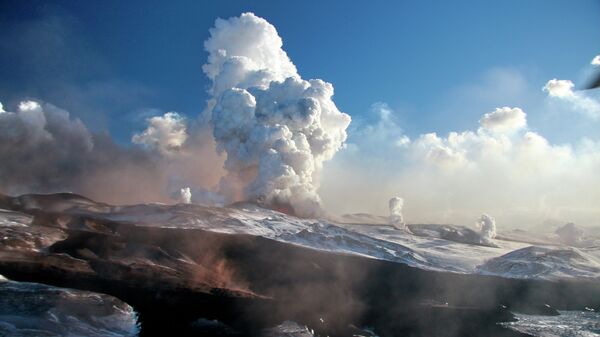 Вулкан на Камчатке. Архивное фото