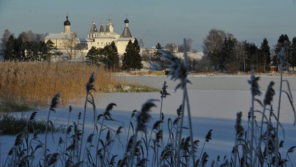 Вид на Ферапонтов монастырь в селе Ферапонтово Вологодской области. Архивное фото