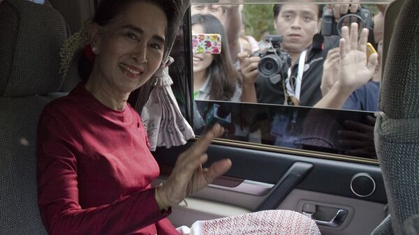 Государственный советник и фактический лидер Мьянмы Нобелевский лауреат Аун Сан Су Чжи