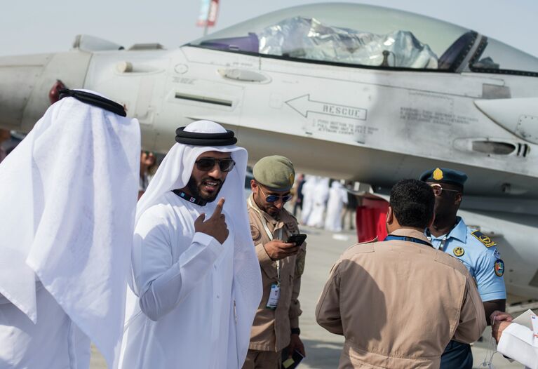 Международная авиационно-космическая выставка Dubai Airshow-2015. День первый