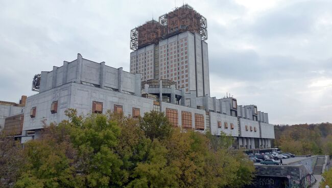Здание президиума РАН на Ленинском проспекте в Москве. Архивное фото