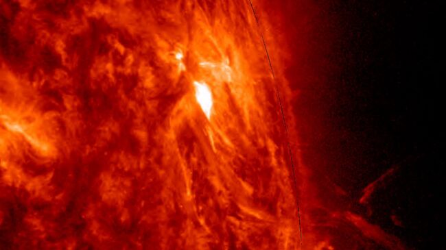 Опубликовано изображение активной вспышечной области на Солнце