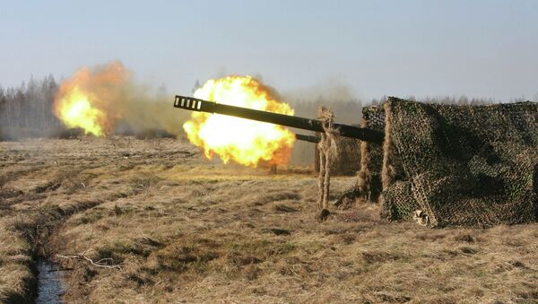 Стрельбы батареи орудий калибра 152 мм Гиацинт. Архивное фото