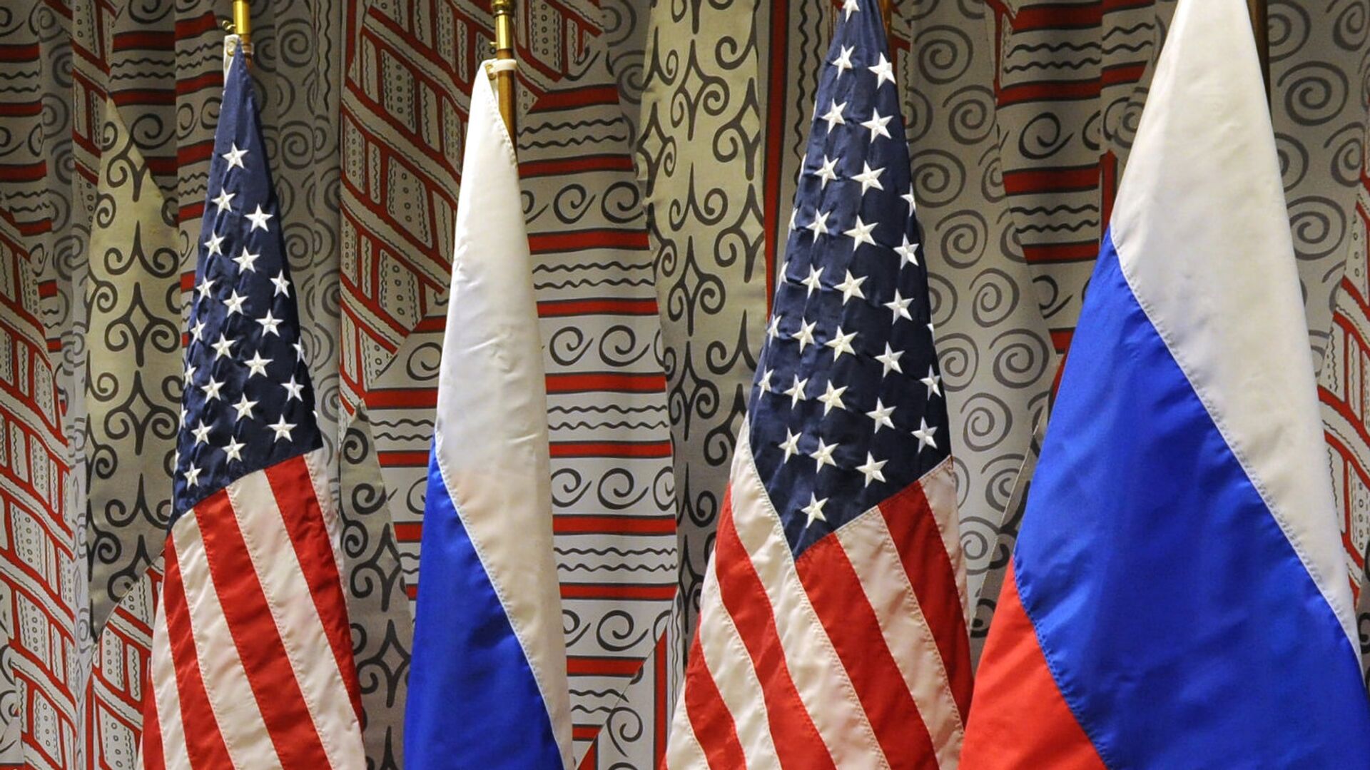 Флаги России и США - РИА Новости, 1920, 28.06.2019