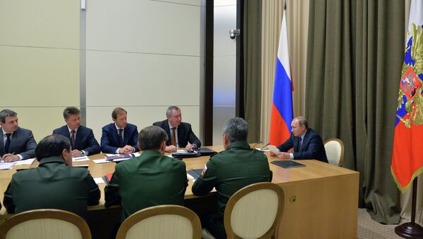 Президент РФ Владимир Путин провел совещание по вопросам развития Вооружённых Сил РФ