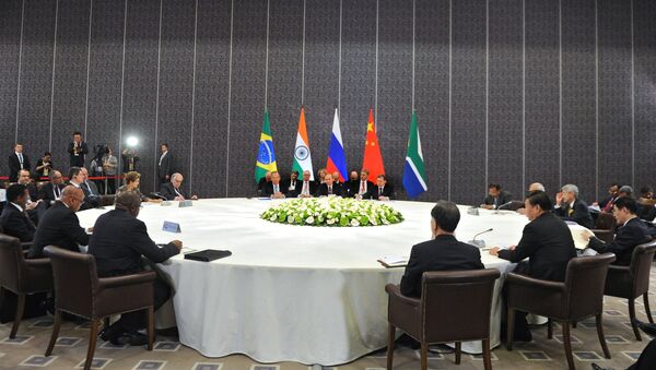Неформальный саммит БРИКС в рамках саммита G20 в турецкой Анталье. Архивное фото