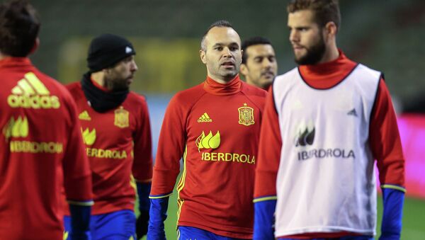 Футболисты сборной Испании в преддверии матча с командой Бельгии