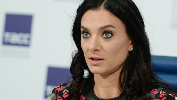 Елена Исинбаева на пресс-конференции членов российской сборной по легкой атлетике
