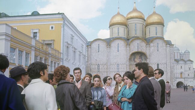 Артисты испанского балета в Московском Кремле