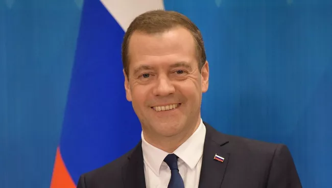 Председатель правительства РФ Дмитрий Медведев на пресс-конференции по итогам форума АТЭС. 19 ноября 2015