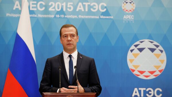 Председатель правительства РФ Дмитрий Медведев на пресс-конференции по итогам форума АТЭС. 19 ноября 2015