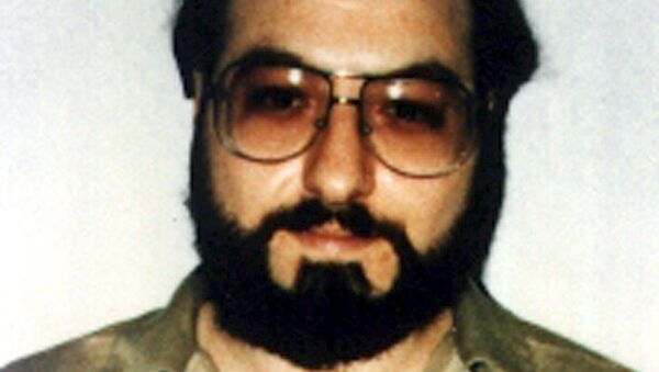 Джонатан Поллард - американский еврей, бывший аналитик в военно-морской разведке США, осуждённый в США за шпионаж в пользу Израиля в 1987 году и приговорённый к пожизненному заключению