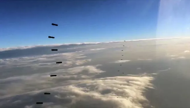 Боевые вылеты Дальней авиации ВВС РФ по объектам террористов в Сирии. Архивное фото