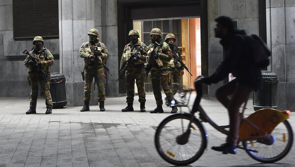 Бельгийские военные на центральном вокзале в Брюсселе. Архивное фото