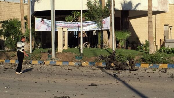 На месте взрывов в отеле Swiss Inn, Синайский полуостров, Египет