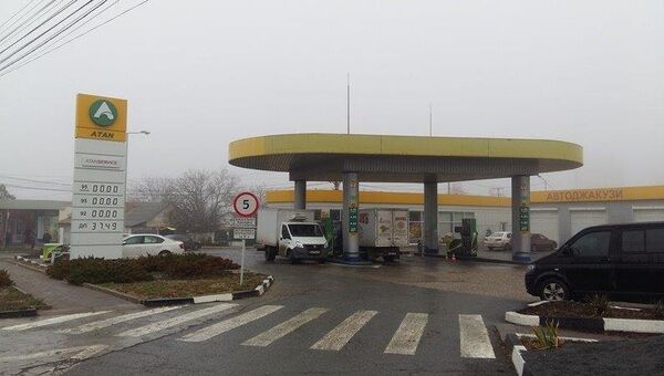 Станция бензозаправки в Крыму