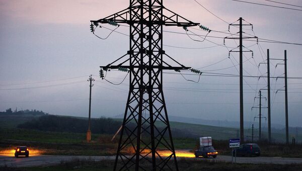 Обесточенные высоковольтные линии электропередачи в Симферополе