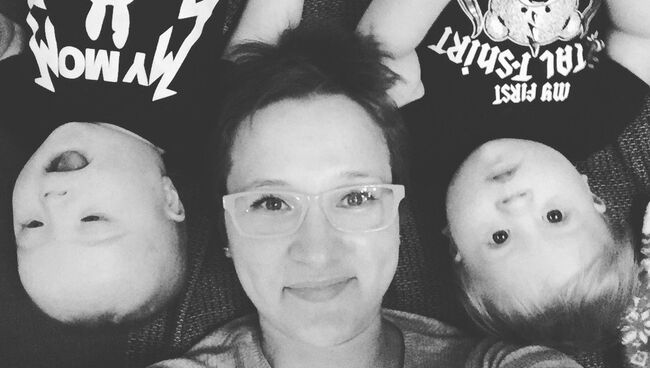 Юрашка и Макарошка: два малыша с синдромом Дауна в одной семье Юрашка и Макарошка: два малыша с синдромом Дауна в одной семье