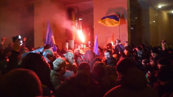 Беспорядки на Украине: погромы в Киеве и стычки у горсовета в Кривом Роге