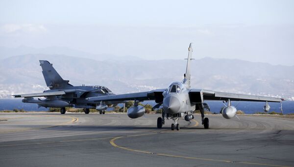 Самолеты британских ВВС Tornado, участвующие в операции против ДАИШ в Сирии на авиабазе на Кипре