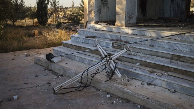 Христианские деревни в провинции Эль-Хасаке на северо-востоке Сирии, разрушенные боевиками ИГ (ДАИШ) Христианские деревни в провинции Эль-Хасаке на северо-востоке Сирии, разрушенные боевиками ИГ (ДАИШ)