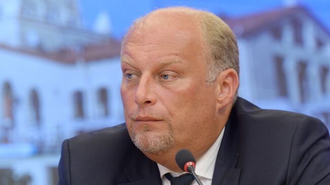 Заместитель руководителя Федерального агентства по туризму РФ Сергей Корнеев. Архивное фото Заместитель руководителя Федерального агентства по туризму РФ Сергей Корнеев. Архивное фото