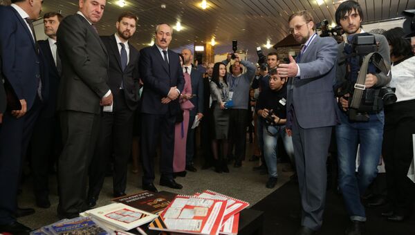 Выставку, посвященнау 70-летию Великой Победы, представила делегация Карачаево-Черкесии на III форуме СМИ Северного Кавказа