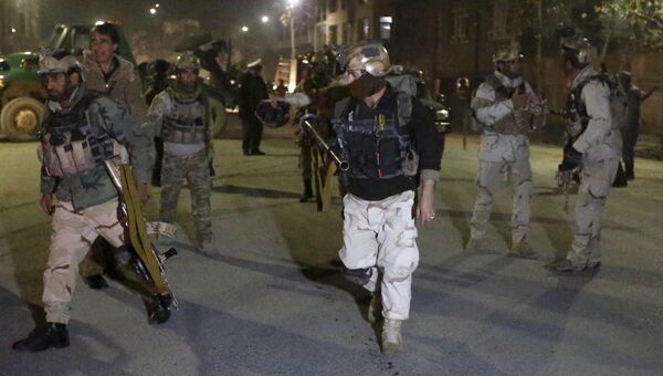 Афганские силовики проводят спецоперацию возле испанского посольства в Кабуле