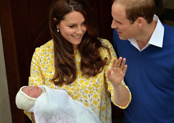 Принц Уильям, герцогиня Кембриджская Кейт и их новорожденная дочка