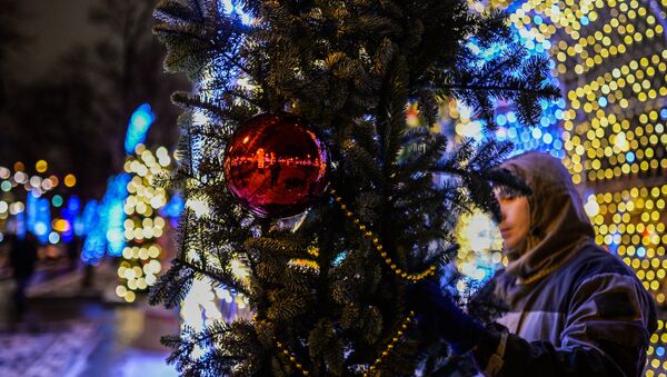 Новогодняя иллюминация на Тверском бульваре, украшенном к встрече Нового года. Архивное фото