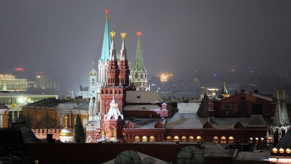 Государственный исторический музей и башни Московского Кремля