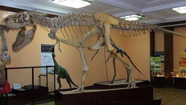 Скелет тарбозавра